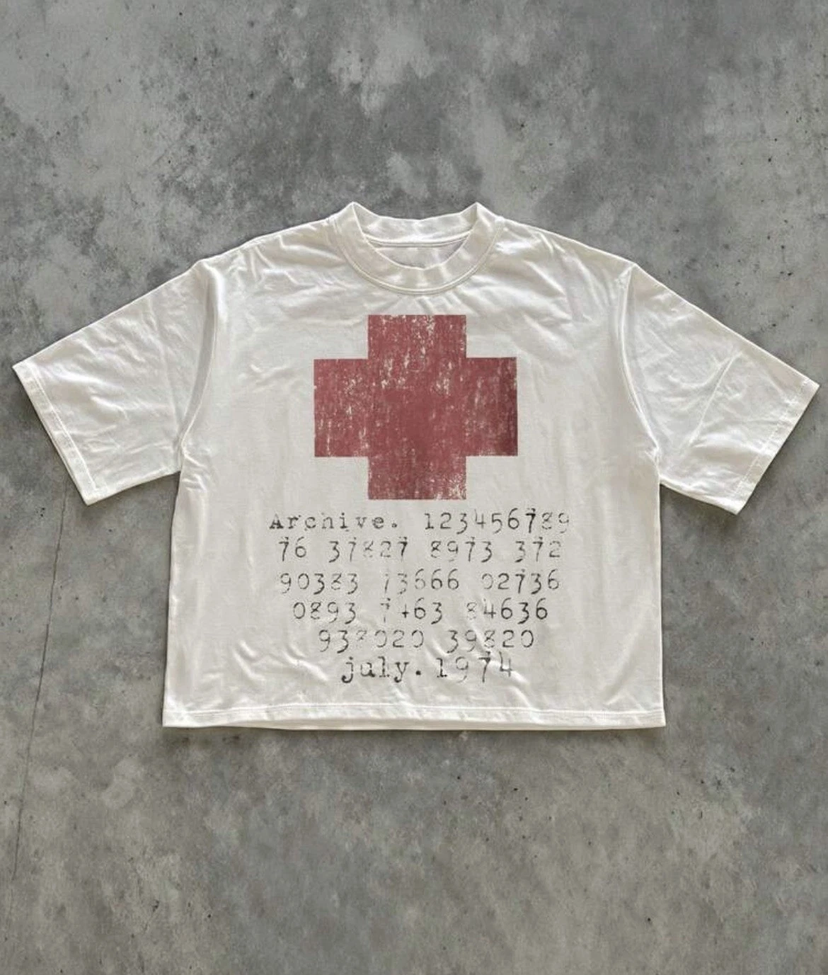 Vintage Fashion Archive - Vintage Archive Fashion JULY1974 Graphic T