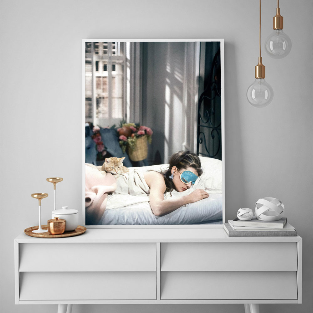 Audrey Hepburn Breakfast Poste - Vintage Fashion Prints For Wall avaliação e preço