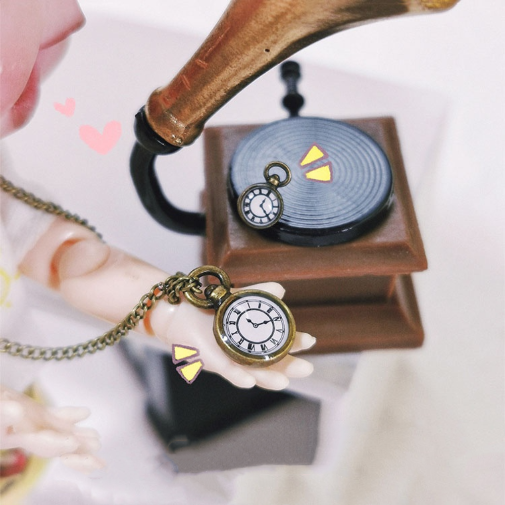 Vintage Necklace Watch Dollhou - Vintage Fashion Toys avaliação e preço