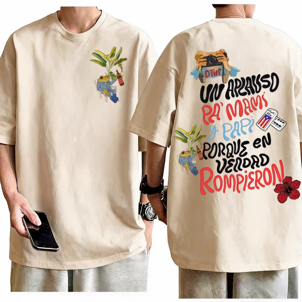 Bad Bunny World Tour T-Shirt M - Vintage Fashion Toys avaliação e preço