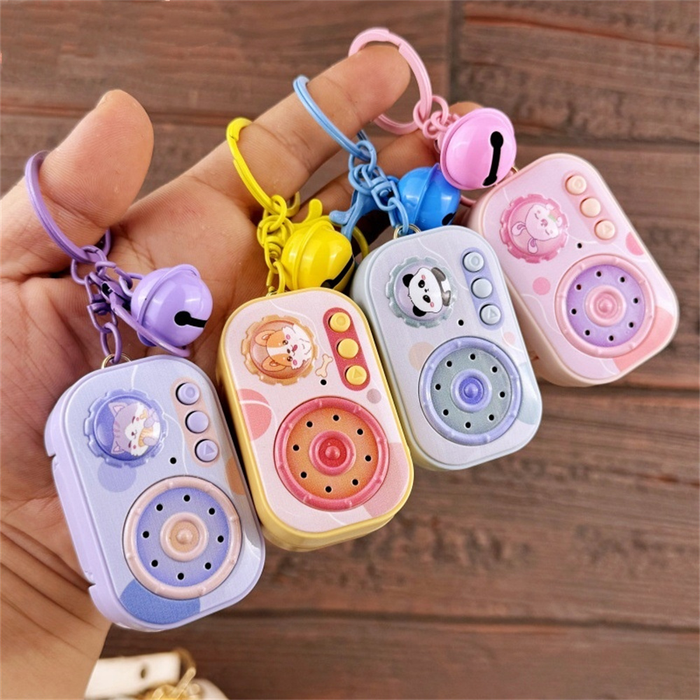 Mini Vintage Recorder Keychain - Vintage Fashion Toys avaliação e preço